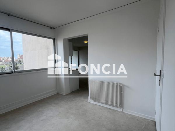 Location Studio 30.29 m² - 65 RUE CHEVALIER Bordeaux 33000