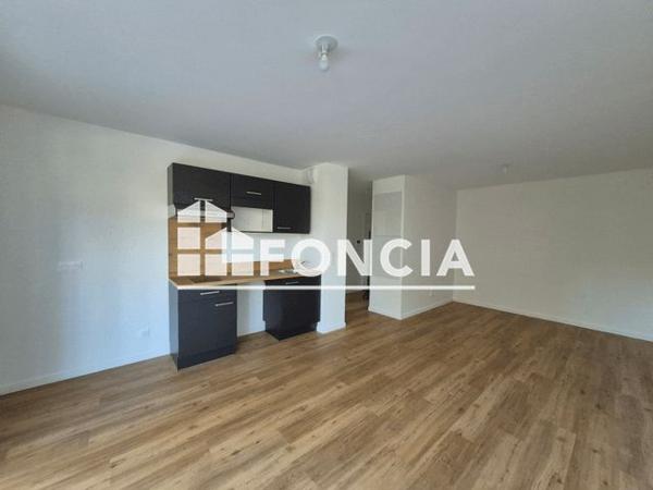 Location Appartement 2 pièces 46.5 m² - 83 RUE DES BRASSIERES Domene 38420
