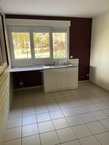 Saint-Mars-la-Brière (72470) LOCAL D'ACTIVITE PROCHE AUTOROUTE 3 MOIS DE LOYER OFFERTS !!