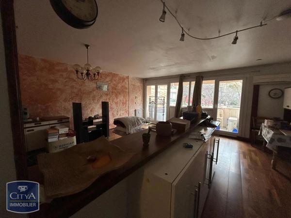 Appartement à louer 2 pièces 61.28m²