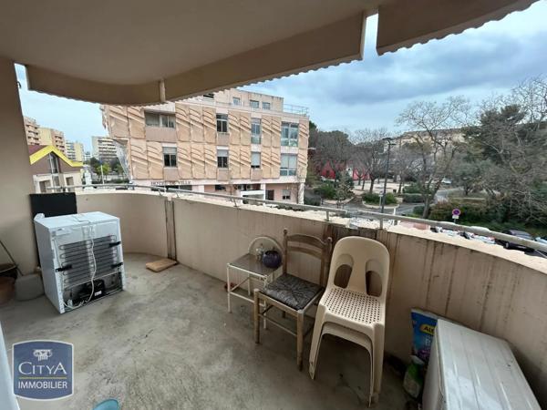 Appartement à louer 2 pièces 61.28m²