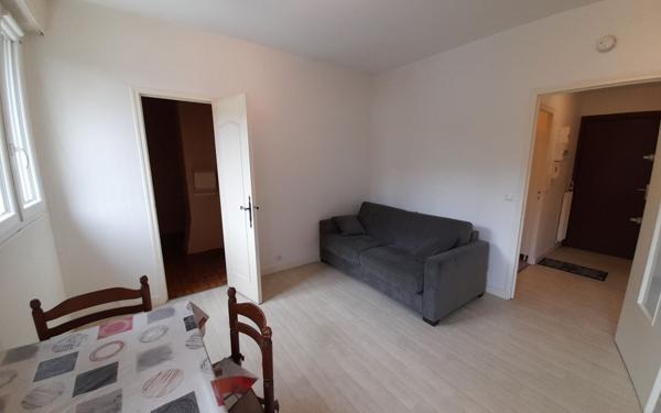 Appartement à vendre    1 pièce • 31 890 m2 Villejuif