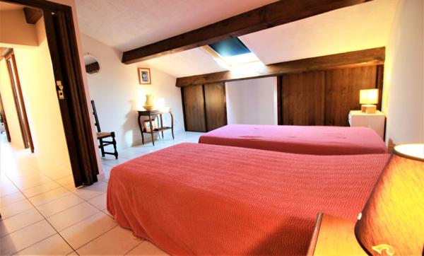 Villa T7 Piscine 180m2+180m2, terrain 2259m2