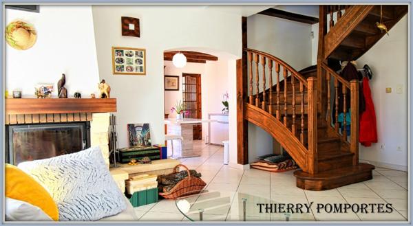 Villa T7 Piscine 180m2+180m2, terrain 2259m2