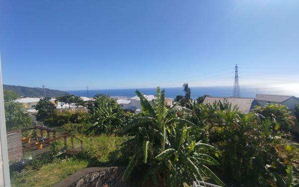 Appartement à louer    4 pièces •  Saint-Denis