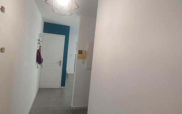 Appartement à louer    4 pièces •  Saint-Denis