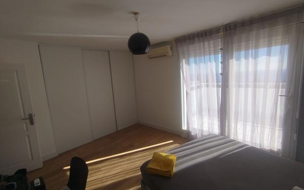 Appartement à louer    4 pièces •  Saint-Denis