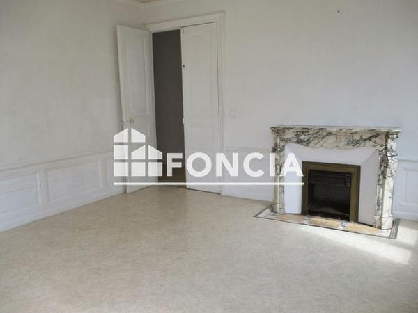 Location Appartement 2 pièces 67.7 m² - 3 RUE D'ORANGE Amboise 37400