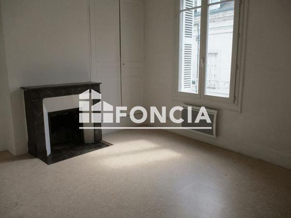 Location Appartement 2 pièces 67.7 m² - 3 RUE D'ORANGE Amboise 37400