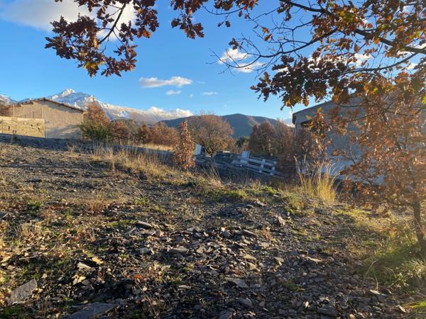 Parcelle Constructible Viabilisée à Vendre près du Hameau du Mousteiret - Digne-les-Bains (Alpes-de-Haute-Provence)