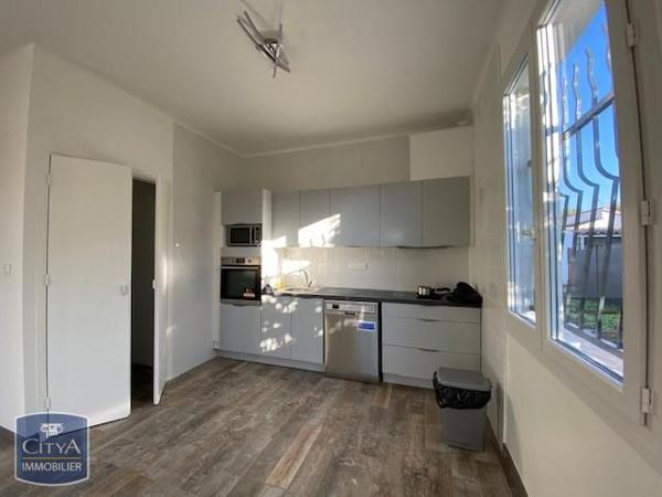 Appartement à louer 4 pièces 85m²