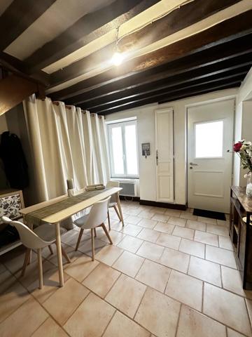 Location                                                      Maison
                        
                     2 pièces                      52 m2                     à Coye-la-Forêt