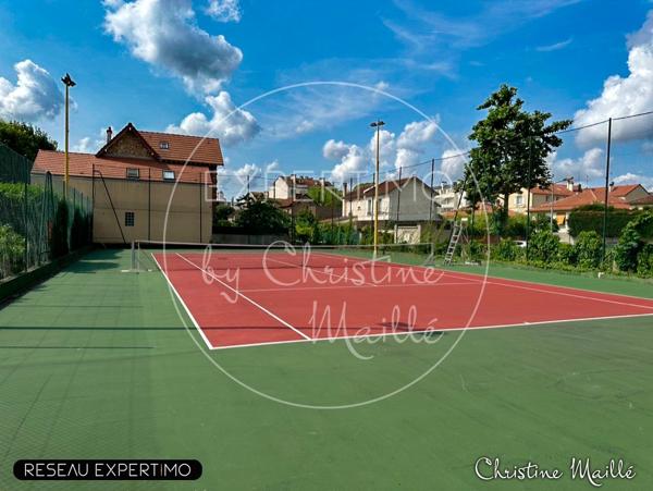 Versailles (78000) VERSAILLES Montreuil - Appartement 3 pièces 73.61 m² avec Balcon - Parking - Cave - Ascenseur