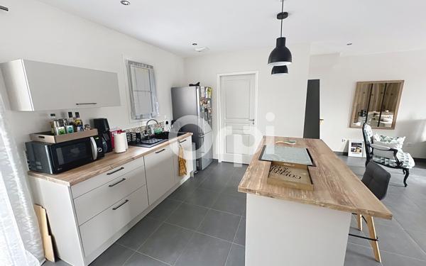 Maison à vendre    4 pièces • 90,87 m2 Ressons-sur-Matz