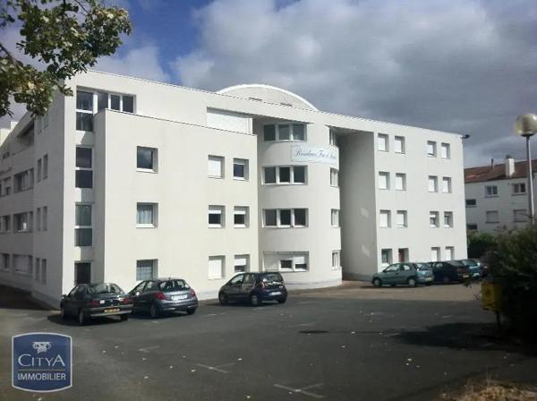 Appartement à louer 1 pièce 15.53m² Poitiers (86000)