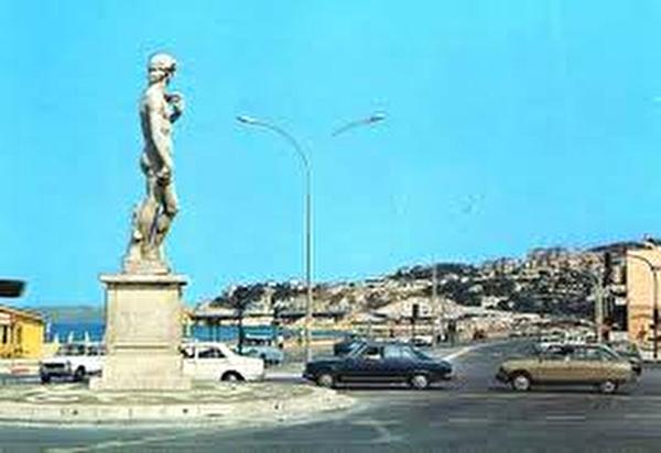 A vendre Fonds de commerce de 80 m2 à Marseille 13008 secteur Corniche