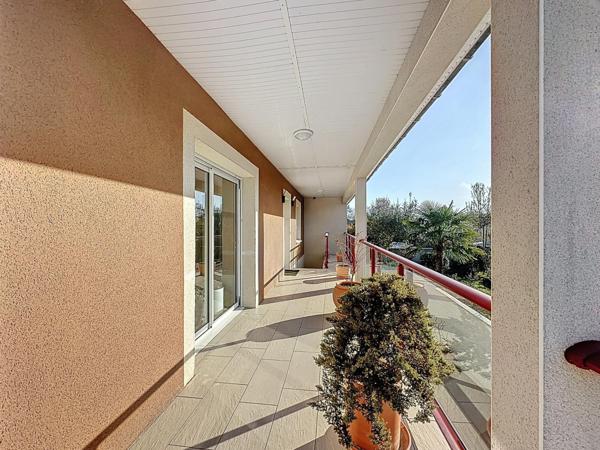 PAVILLON, 3 CHAMBRES,  PROCHE DE LA GARE DE SABLE SUR SARTHE