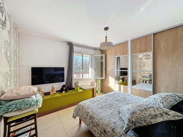 PAVILLON, 3 CHAMBRES,  PROCHE DE LA GARE DE SABLE SUR SARTHE