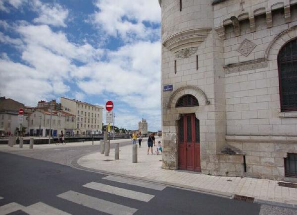 Maison à vendre    4 pièces •  La Rochelle