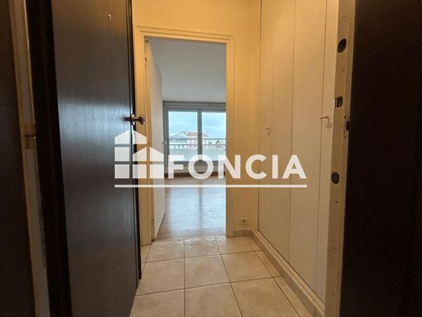 Location Studio 26.2 m² - Chatou 78400