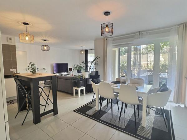 MARSEILLE- Saint Jérôme-13013- T3/4- 77m2- Rez-de-jardin- Box double