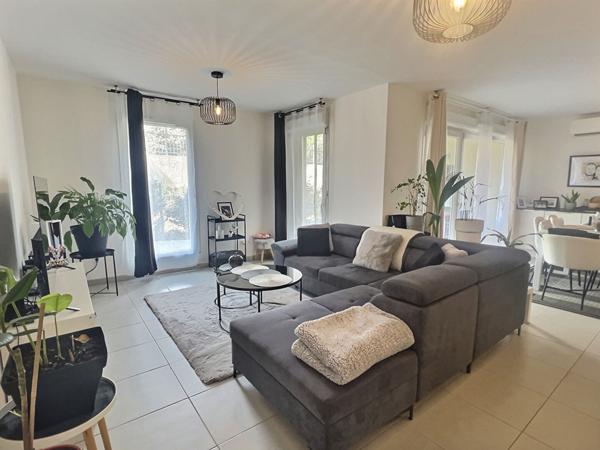 MARSEILLE- Saint Jérôme-13013- T3/4- 77m2- Rez-de-jardin- Box double