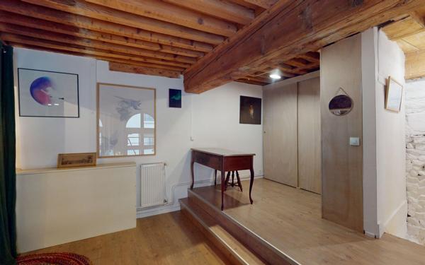 Appartement à vendre    4 pièces • 93 m2 Lyon 4