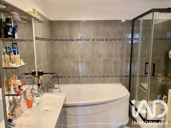 Appartement à vendre 5 pièces 124 m² Montigny-le-Bretonneux
