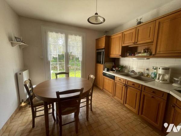 Pavillon sur sous-sol total avec jardin 