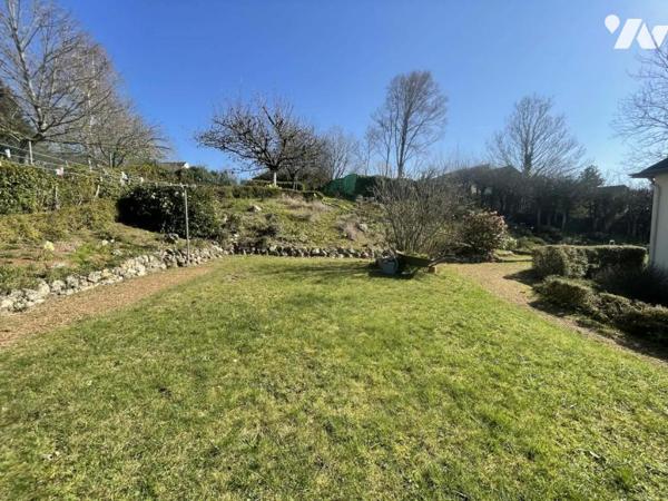 Pavillon sur sous-sol total avec jardin 