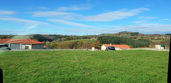 Terrain plat de 949 m2 au calme