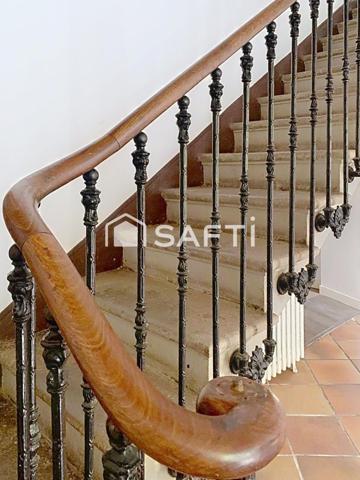 MAISON BOURGEOISE ENDORMIE DANS QUARTIER DU PALAIS