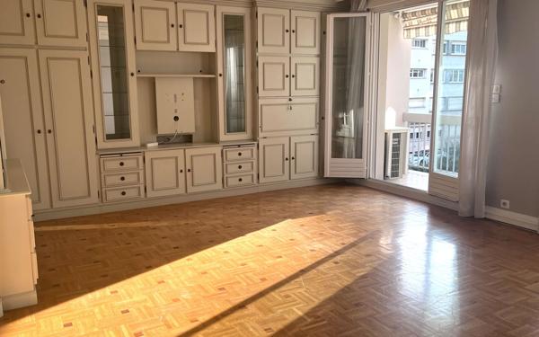 Appartement à vendre    3 pièces • 95,94 m2 Lyon 6