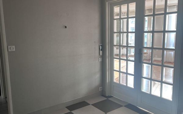 Appartement à vendre    3 pièces • 95,94 m2 Lyon 6
