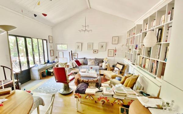 Maison à vendre    7 pièces • 197,23 m2 Sainte-Foy-lès-Lyon