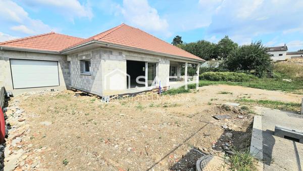 À vendre à Belley : Maison neuve hors d’eau / hors d’air de 145 m² avec garage et terrain de 579 m²