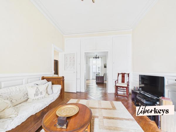 Appartement de charme 5 pièces secteur Château des Ducs