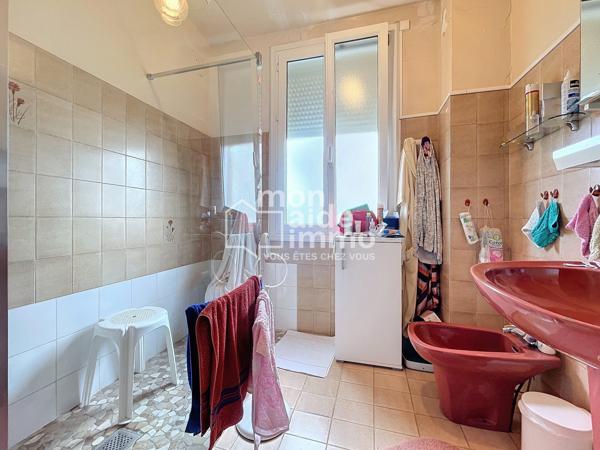 Maison plain pied + étage et sous sol, 6 chambres