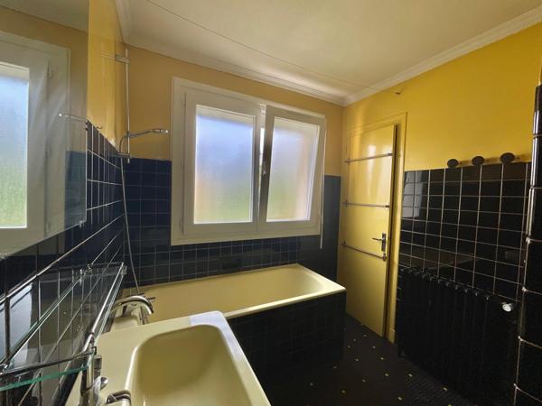 Maison spacieuse à La Roche-sur-Yon – Idéale famille nombreuse ou investissement locatif