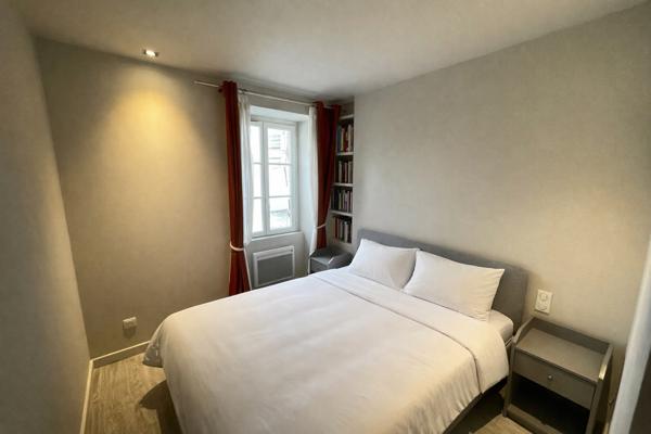 Bordeaux Chartrons - T2 refait à neuf par architecte