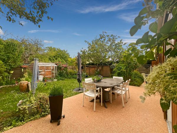 Maison Vaureal 6 pièce(s) 120 m2