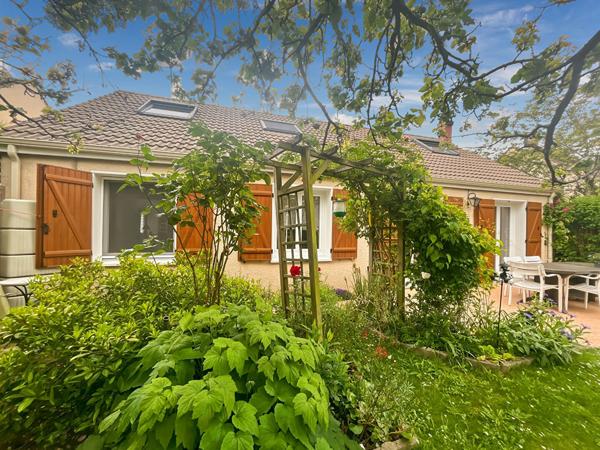 Maison Vaureal 6 pièce(s) 120 m2
