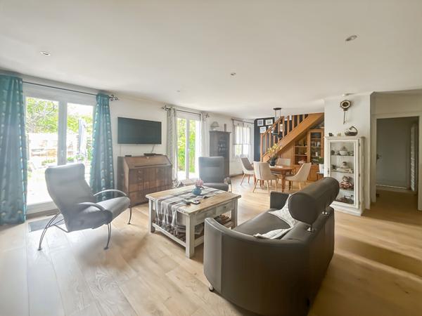 Maison Vaureal 6 pièce(s) 120 m2
