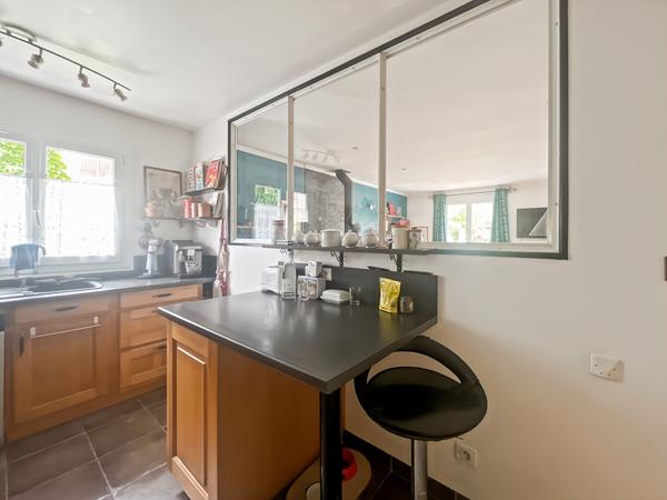 Maison Vaureal 6 pièce(s) 120 m2