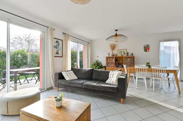 Maison à GREZIEU-LA-VARENNE, 69290 - 5 pièces 105m²