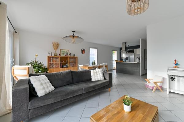 Maison à GREZIEU-LA-VARENNE, 69290 - 5 pièces 105m²