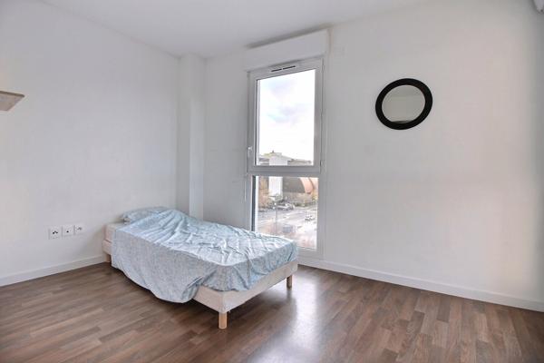 Appartement Saint Ouen Sur Seine 6 pièce(s) 109 m2