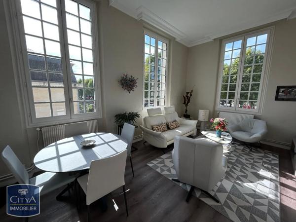 Appartement à louer 3 pièces 86.7m² Périgueux (24000)