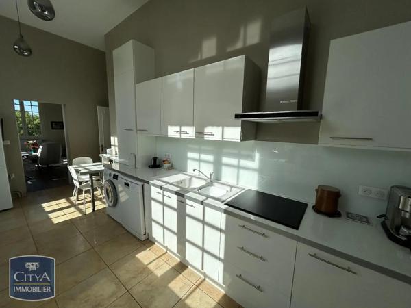 Appartement à louer 3 pièces 86.7m² Périgueux (24000)