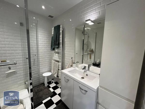 Appartement à louer 3 pièces 86.7m² Périgueux (24000)